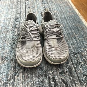 Nike Grey Prestos